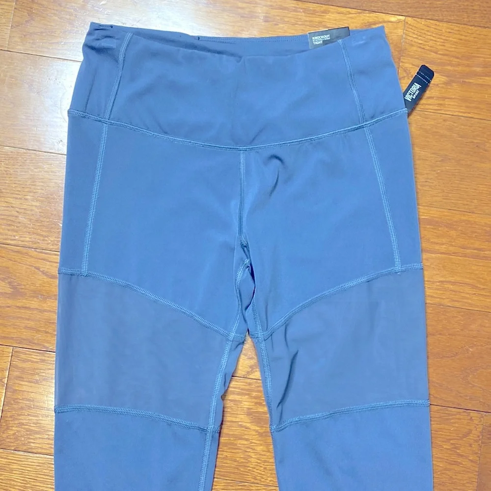 💕 Victoria's Secret NWT $59 super sexy knockout tight sz Small short length 💕